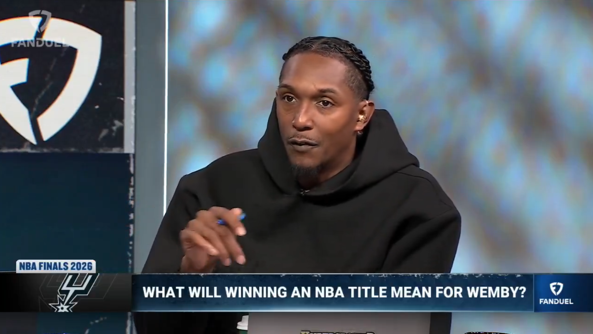 开云官方直播-NBA超级第六人：文班只需要一枚总冠军戒指，就能成为联盟第一人